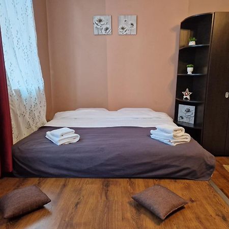 Appartamento M&A Mario Ultra Central Apartament Braşov Esterno foto